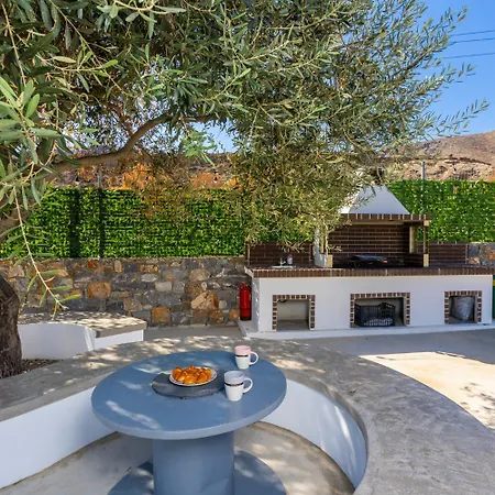 Livis 1 Villa